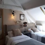 La Perle Secrete Bed & Breakfast Theneuille