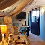 Bed & Breakfast La Perle Secrete 3*