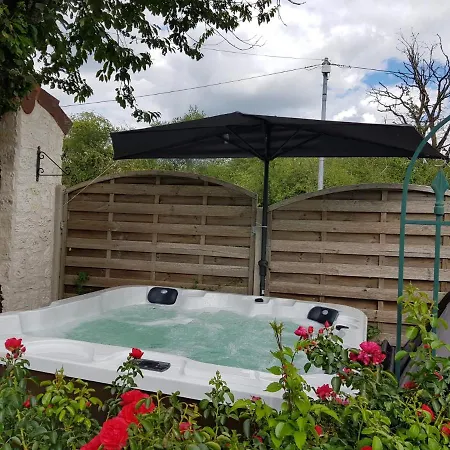 Bed & Breakfast La Perle Secrete Theneuille