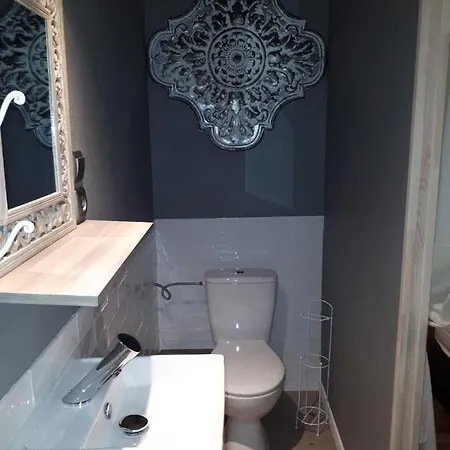 La Perle Secrete Bed and breakfast Theneuille