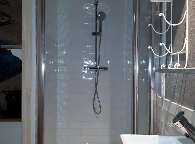 La Perle Secrete Bed & Breakfast Theneuille