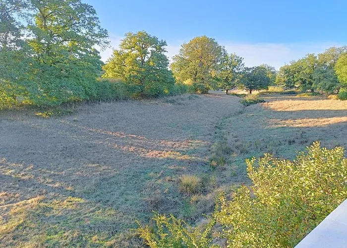 Bed & Breakfast La Perle Secrete Theneuille